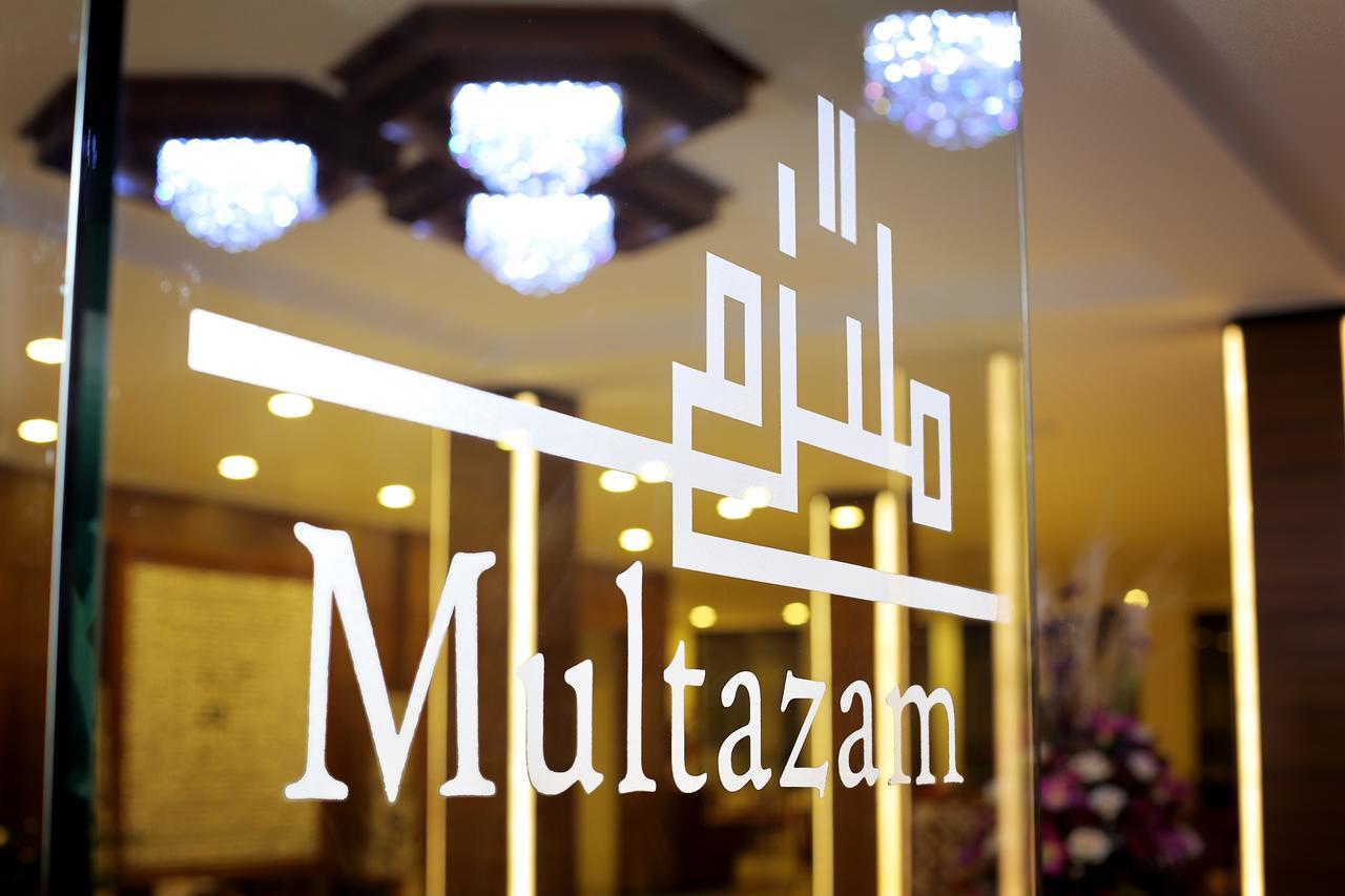 Multazam Hotel Solo Exterior photo